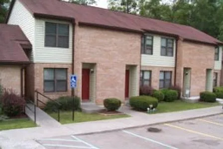 100 Bolton Dr #100 — Photo 3