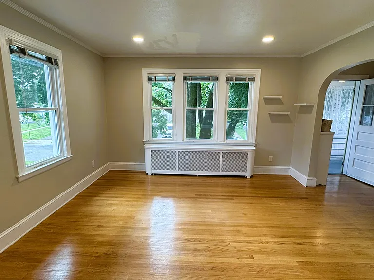 36 Somerset St #36 — Photo 1