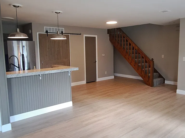 4643 Crow Creek Ct — Photo 15