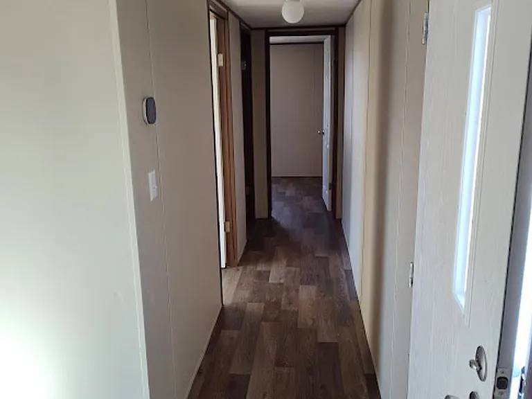 5600 W Kilgore Ave — Photo 32
