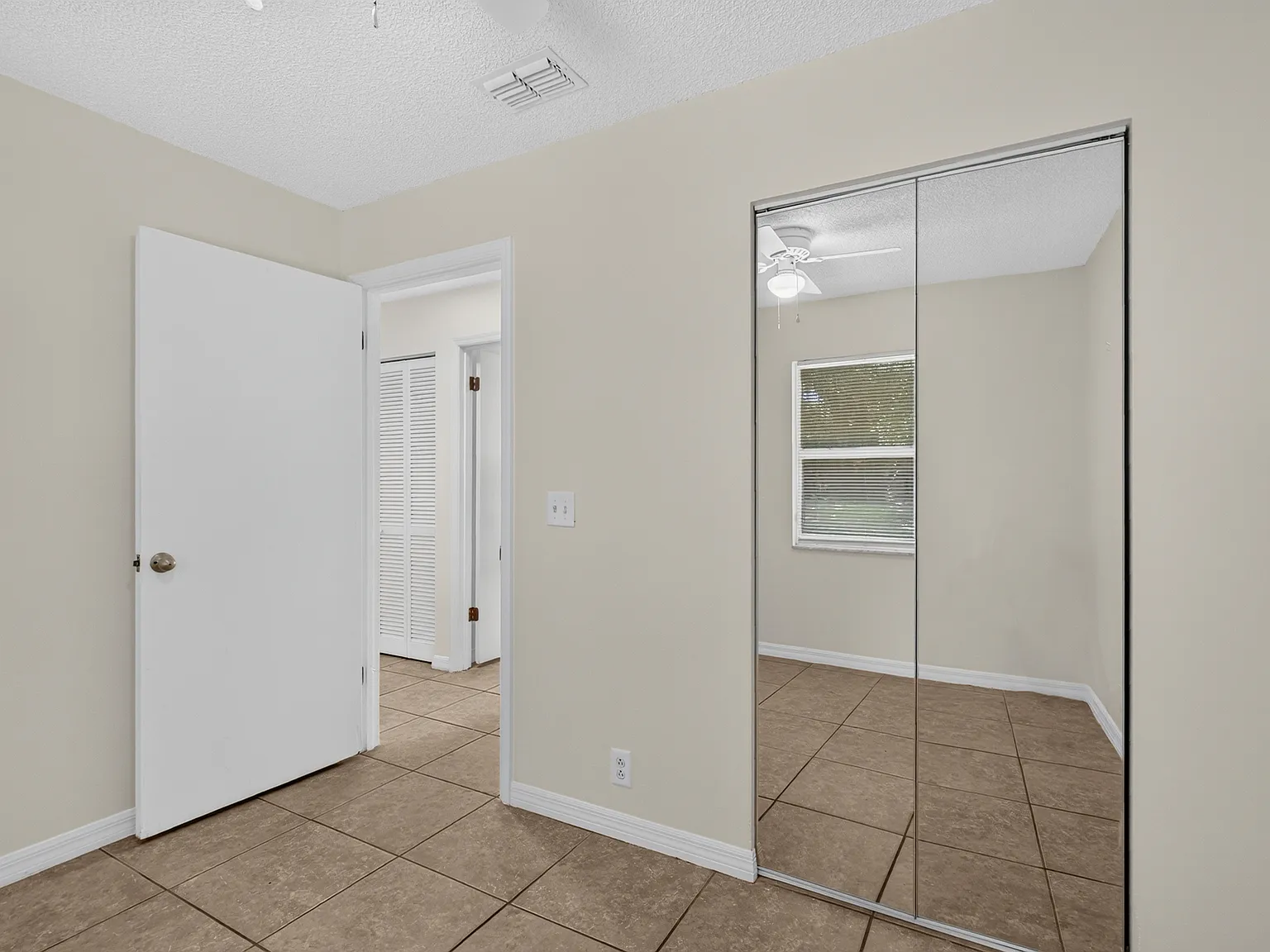 308 Fern Street - 1 — Photo 2