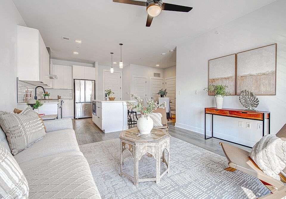 1st image of 2220 Webberville Rd #201