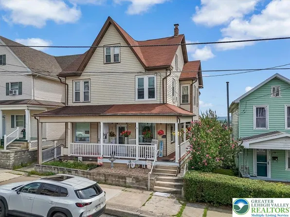 223 N 3rd St, Lehighton, PA 18235