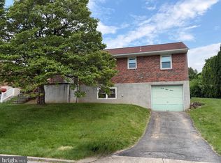 2312 McKinley Ave, West Lawn, PA 19609