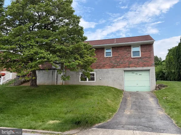 2312 McKinley Ave, West Lawn, PA 19609