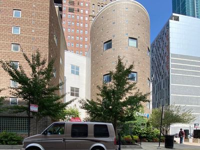 40 E 9th St APT 612, Chicago, IL, 60605