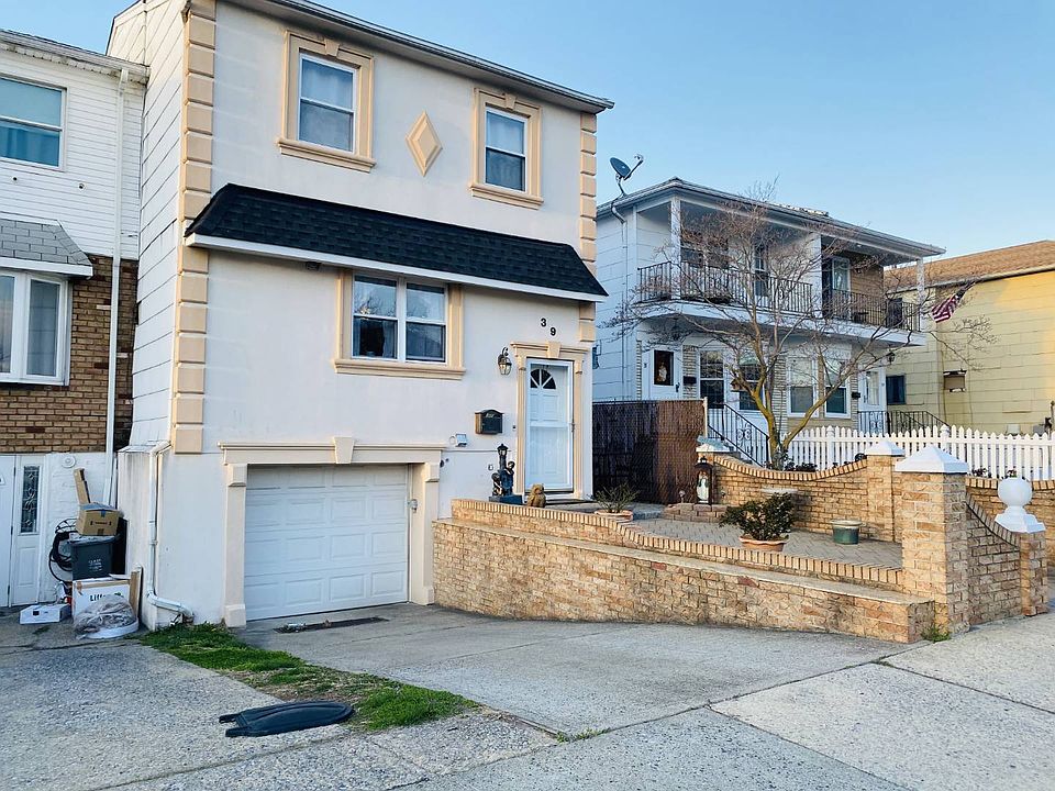 1st image of 39 Spartan Ave