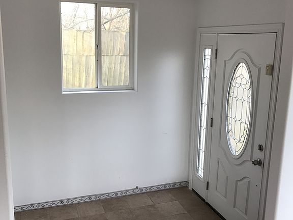 4th image of 12623 42nd Ave S