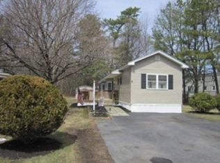 2 Greenwich Trl, Concord, NH 03301
