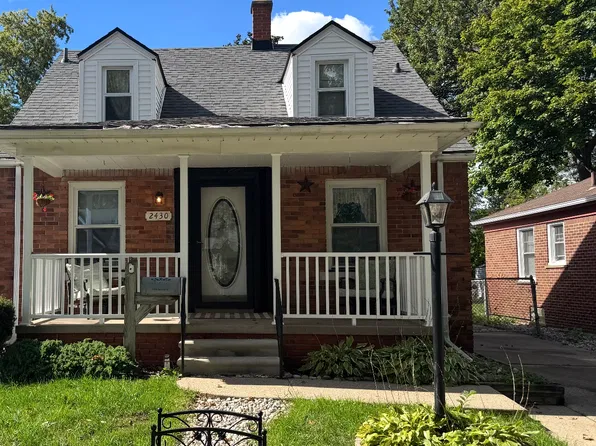 2430 Bennett St, Dearborn, MI 48124