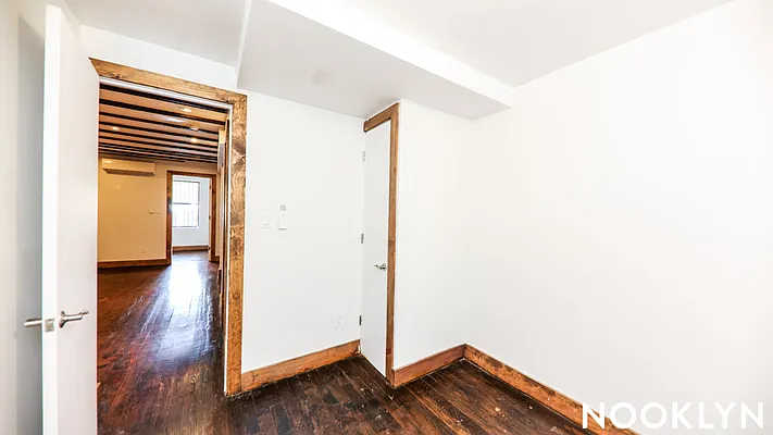 Rented by Nooklyn NYC LLC | media 10
