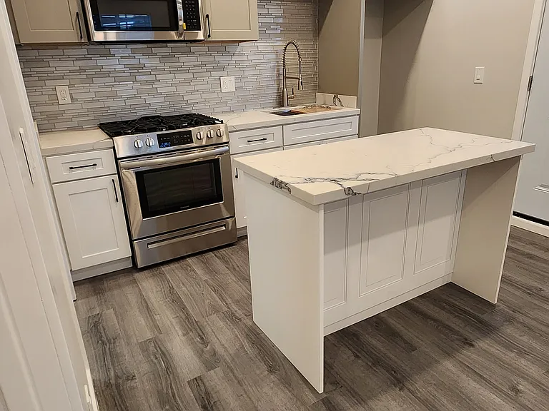 828 Lime St #B — Photo 8