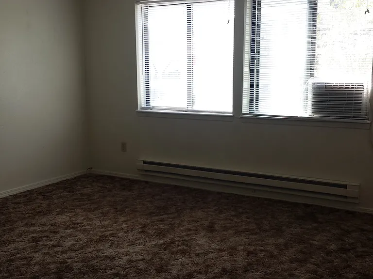 1302 Mauna Cir #C — Photo 3
