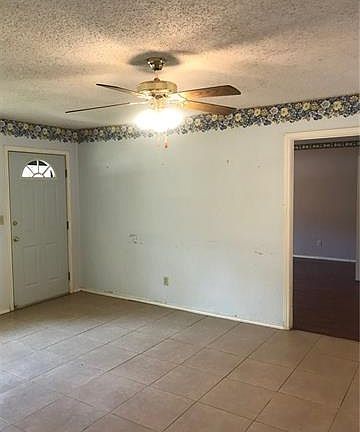 4th image of 229 Lamaloa Ln