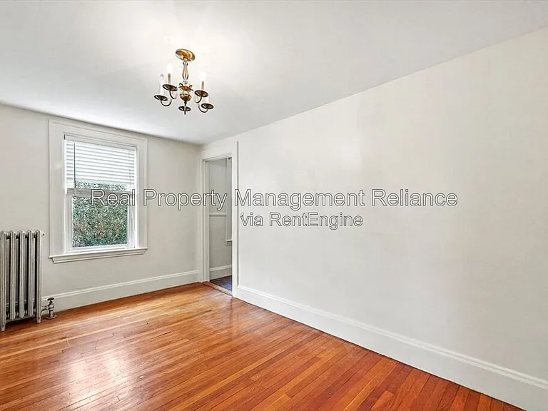 16 Winthrop St #1 — Photo 7