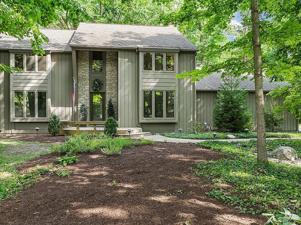 1st image of 10904 Rollingwood Pl