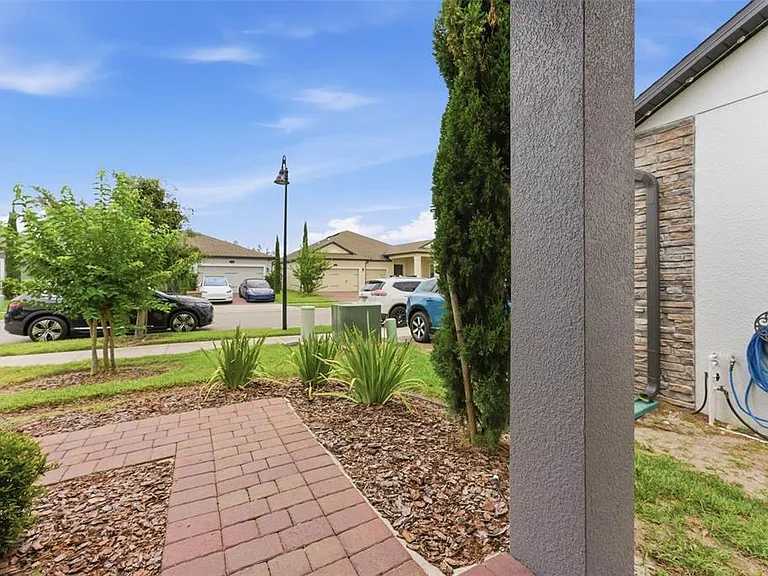 1840 Napoli Dr — Photo 45
