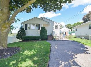 301 Hardy Pond Rd, Waltham, MA 02451