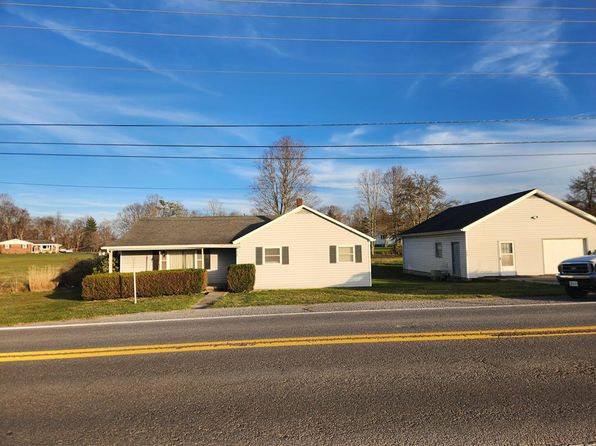 6748 Hinton Rd, Lerona, WV 25971