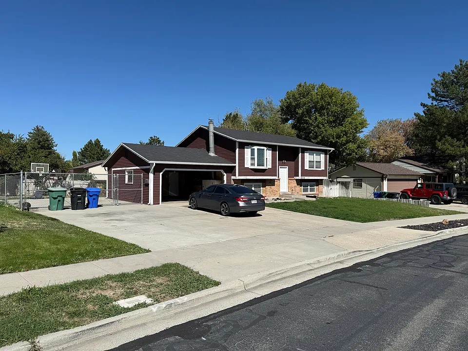 4906 W Gaskill Way