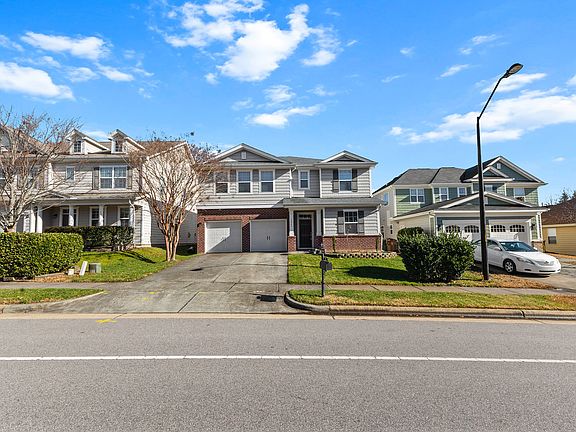 2nd image of 5023 Lake Grove Blvd