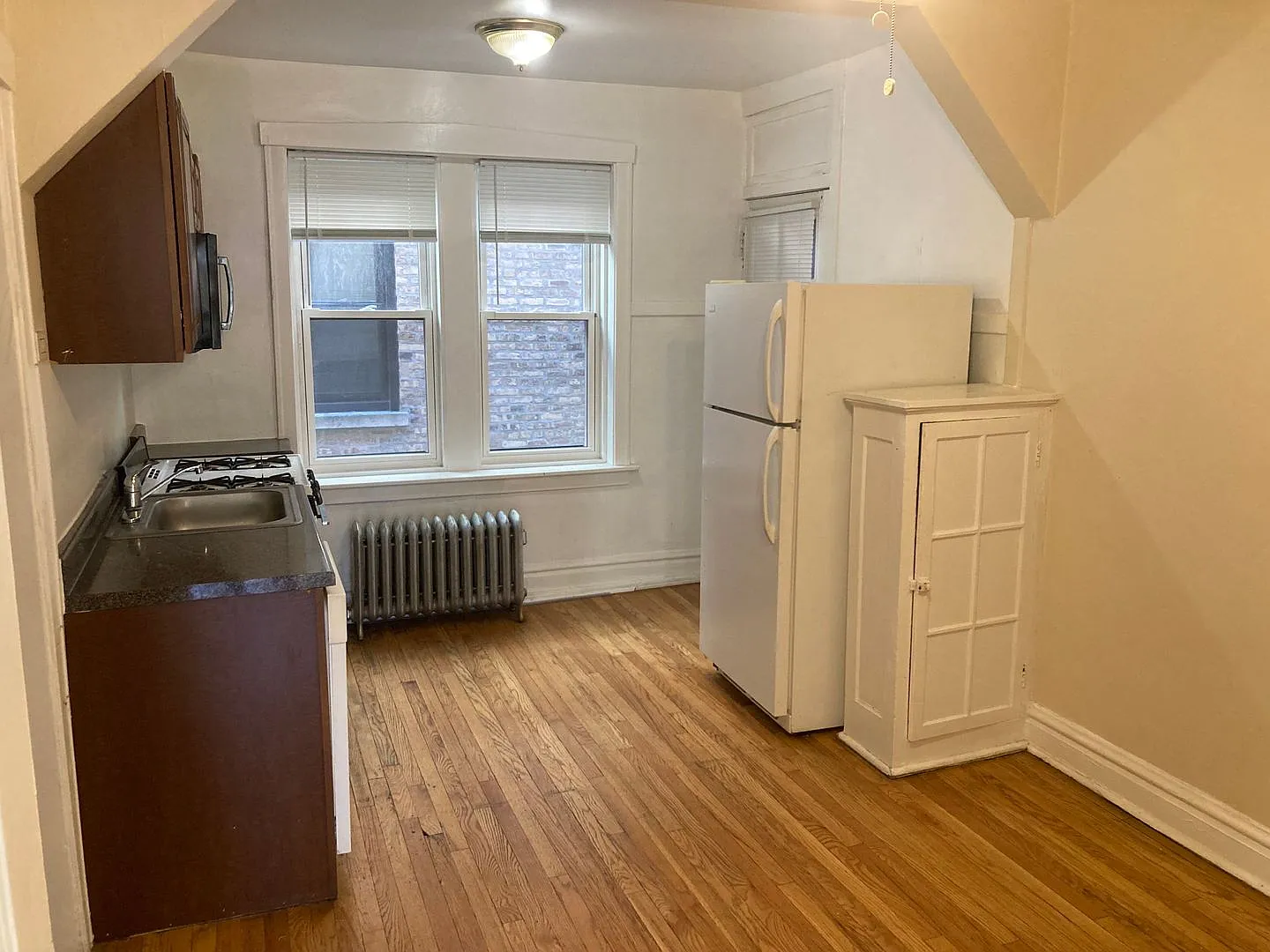 5002 N Springfield Ave — Photo 3