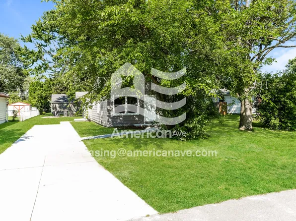 16550 Ziegler St, Taylor, MI 48180