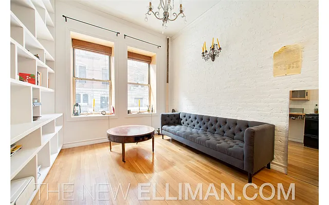 Sold by Douglas Elliman | media 20