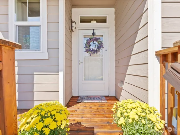 4932 Onalaska Loop SE, Port Orchard, WA 98367