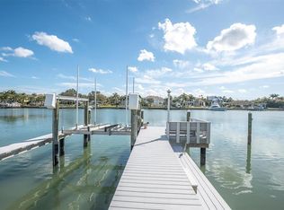 309 Buttonwood Ln, Largo, FL 33770