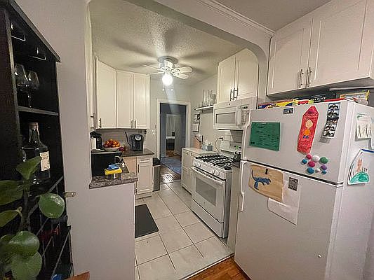 1st image of 2033 47th St #3