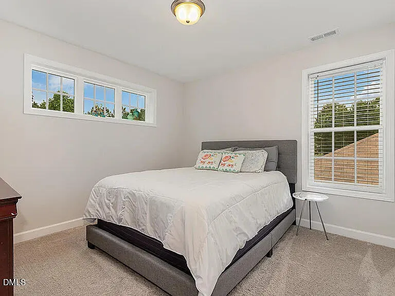 325 Whetstone Dr — Photo 23