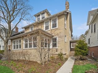 815 Colfax St, Evanston, IL 60201