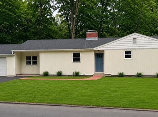 106 Glenwood Rd, Clinton, CT 06413