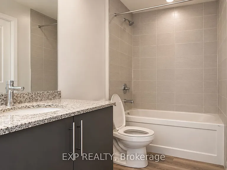 205 W Oak Trl #40 — Photo 7