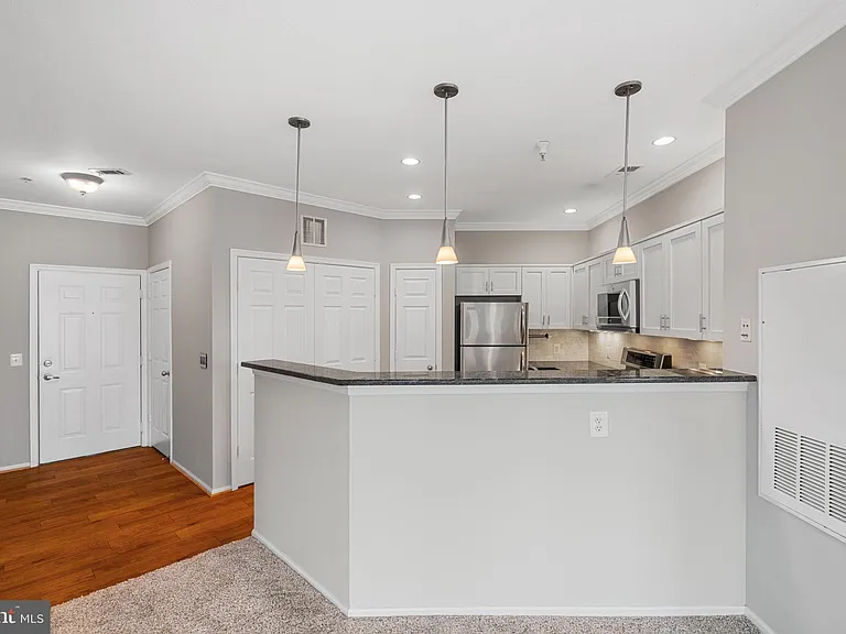 3021 Nicosh Cir #1309 — Photo 9