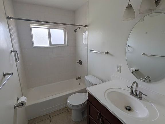 3rd image of 8641 Garfield St
