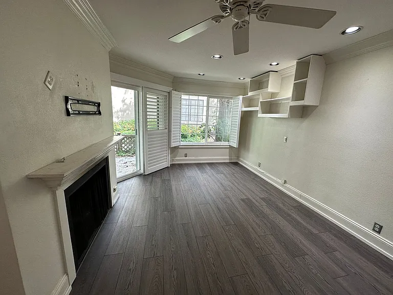 700 E Lake Dr #77 — Photo 16