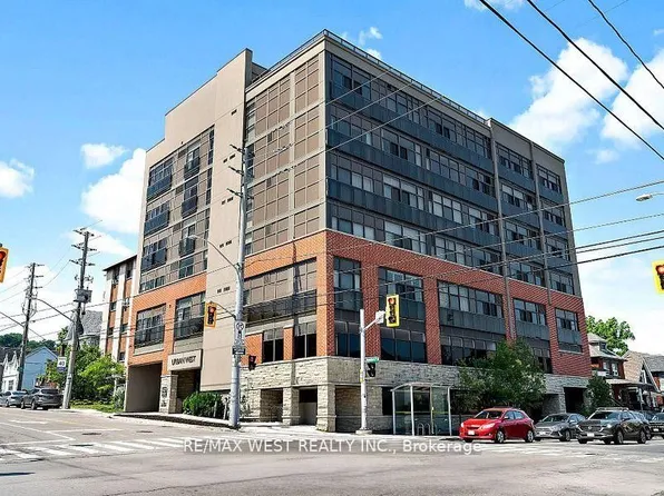 427 Aberdeen Ave #406, Hamilton, ON L8P 2S4