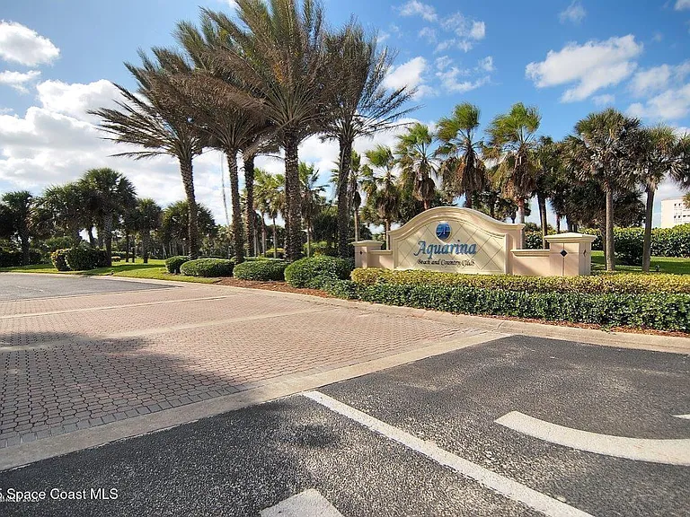 7647 Kiawah Way — Photo 24