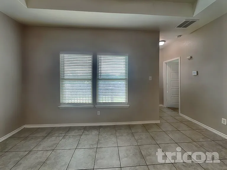 3907 Josephs Run — Photo 3