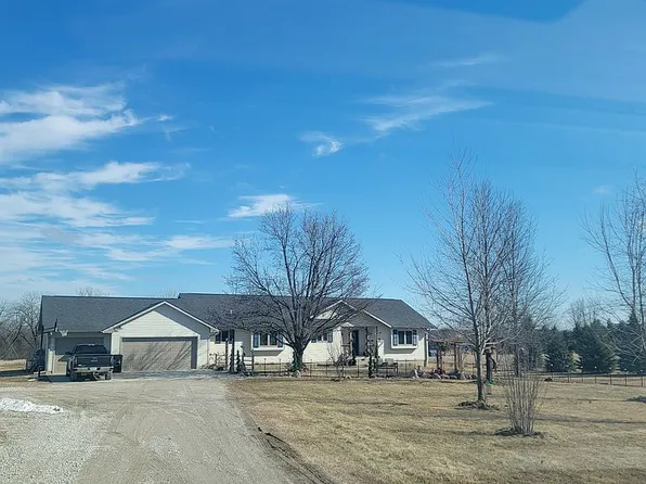 17016 K Trl, Perry, IA 50220