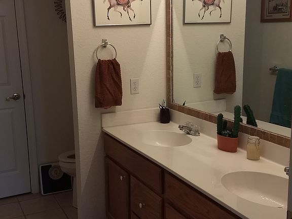 
Master bathroom.