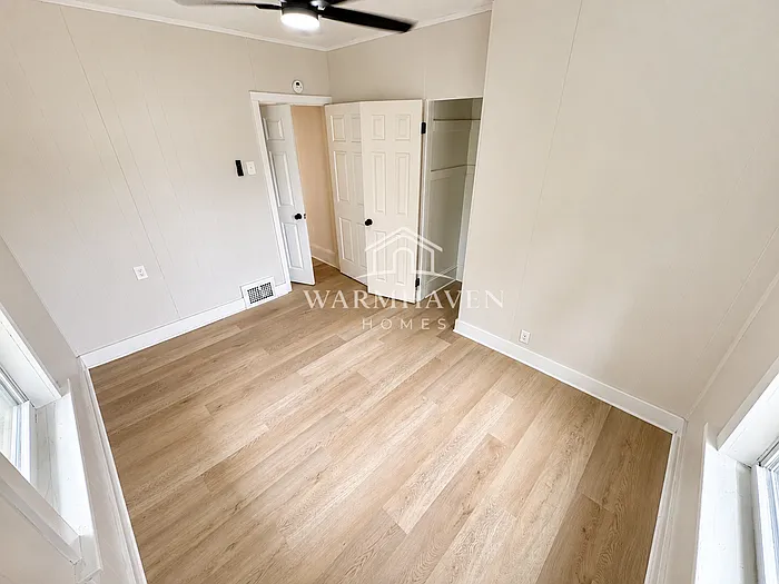 1263 W Waterloo Rd — Photo 13