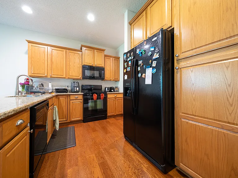 15314 Maryland Ave — Photo 8
