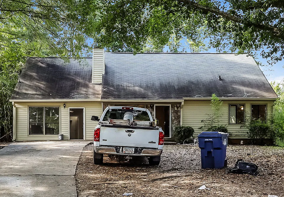 466 Ashton Cir