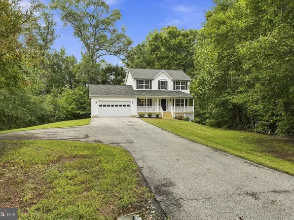 1723 Market St, Owings, MD 20736
