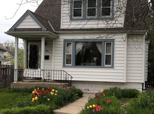 2736 S Linebarger Ter, Milwaukee, WI 53207