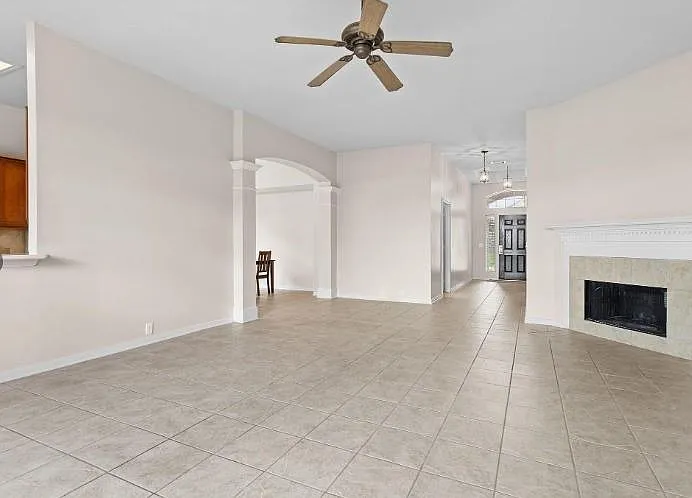 8817 Sunforest Ln — Photo 2
