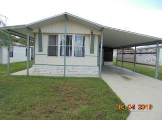 5245 Dianthus St, Zephyrhills, FL 33541